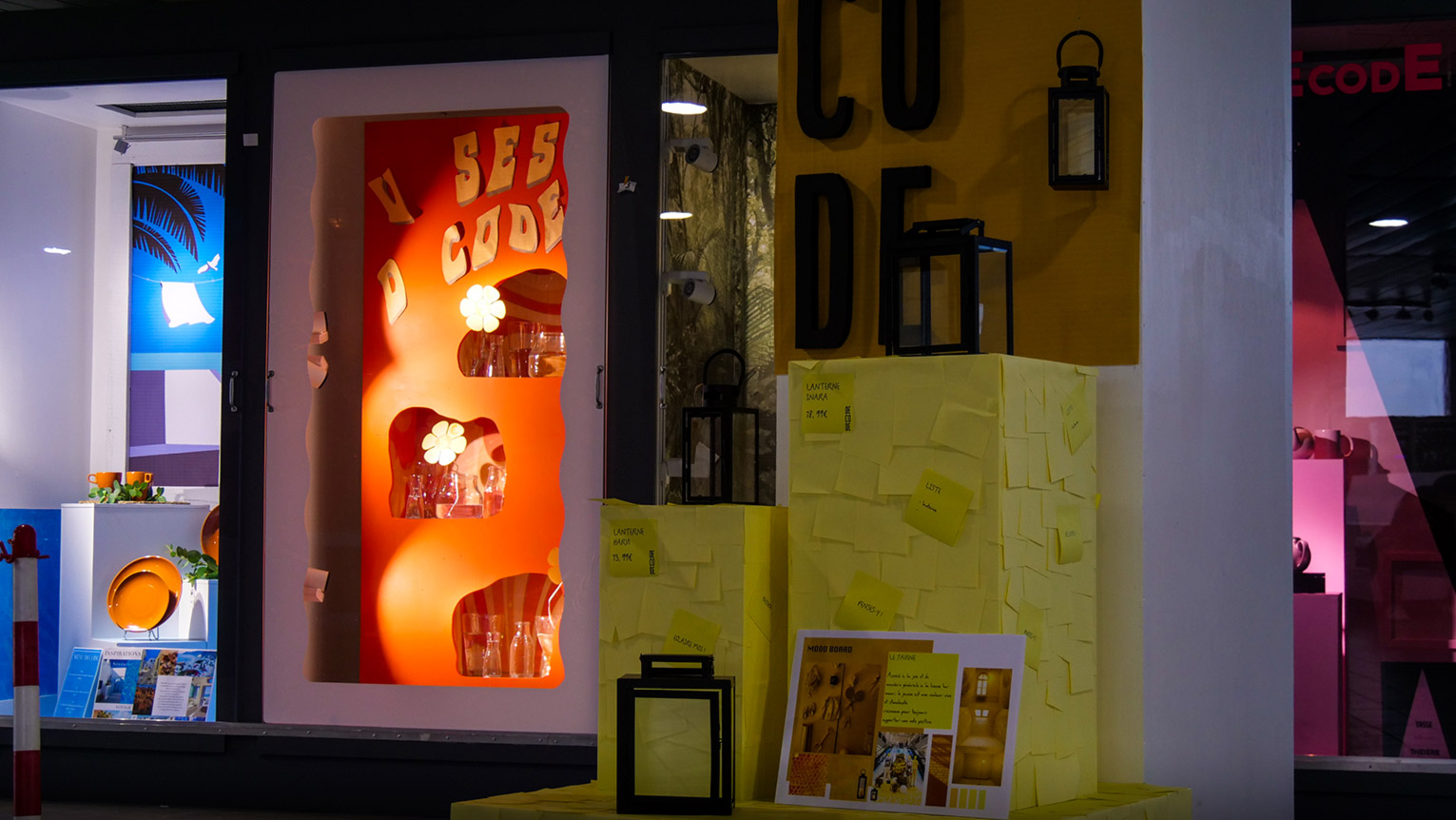 vitrine-decorateur-merchandiser