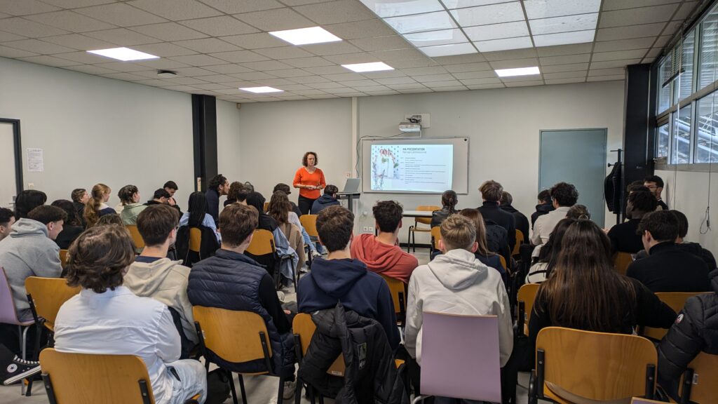 conférence sur le métier de vendeur à domicile au campus du lac de libourne