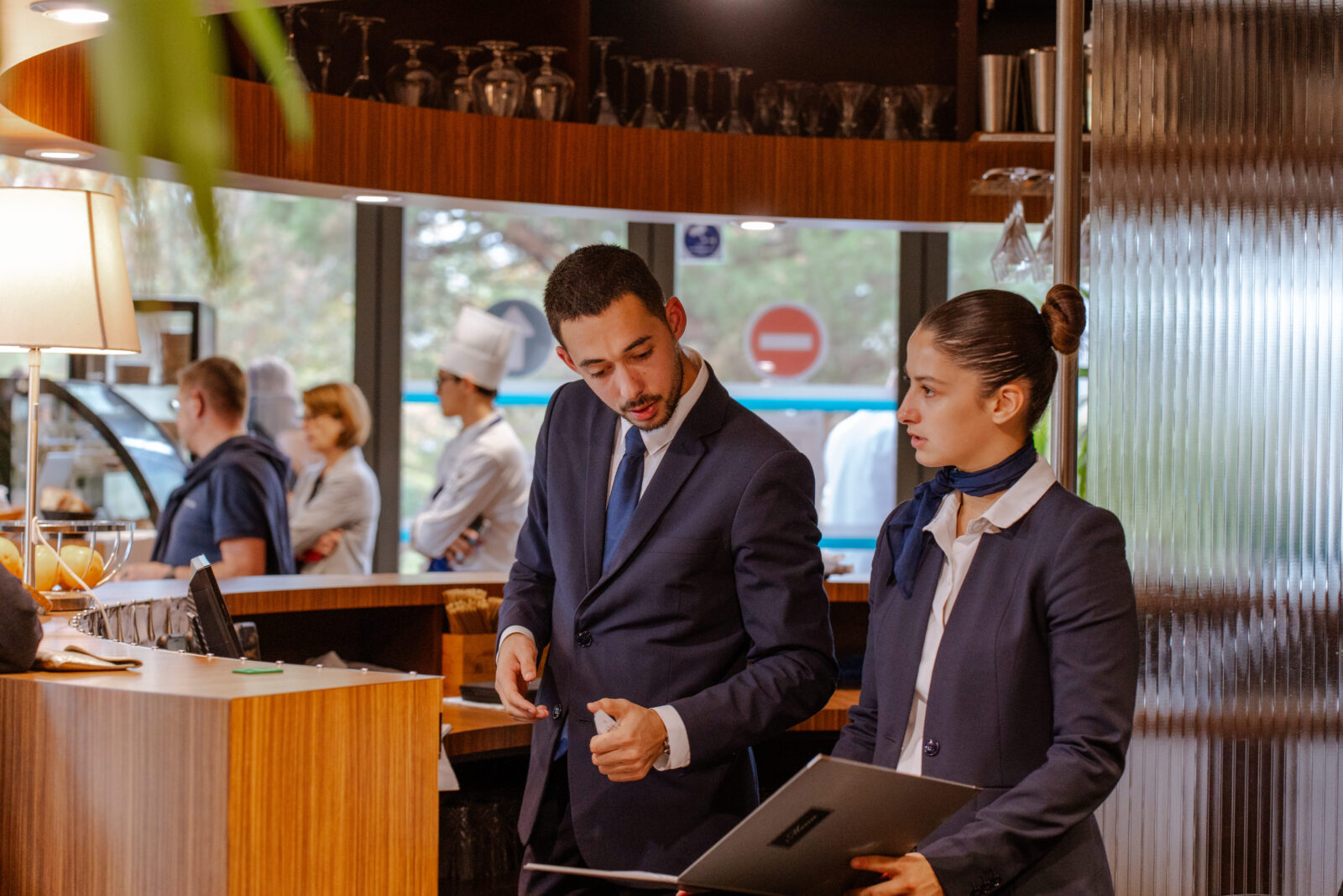 hotellerie comercialisation formation ferrandi paris campus de bordeaux